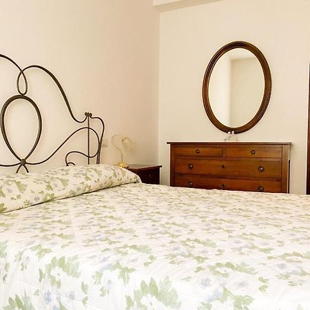 A Casa Di Mario Apartment เวอนาซซา ภายนอก รูปภาพ