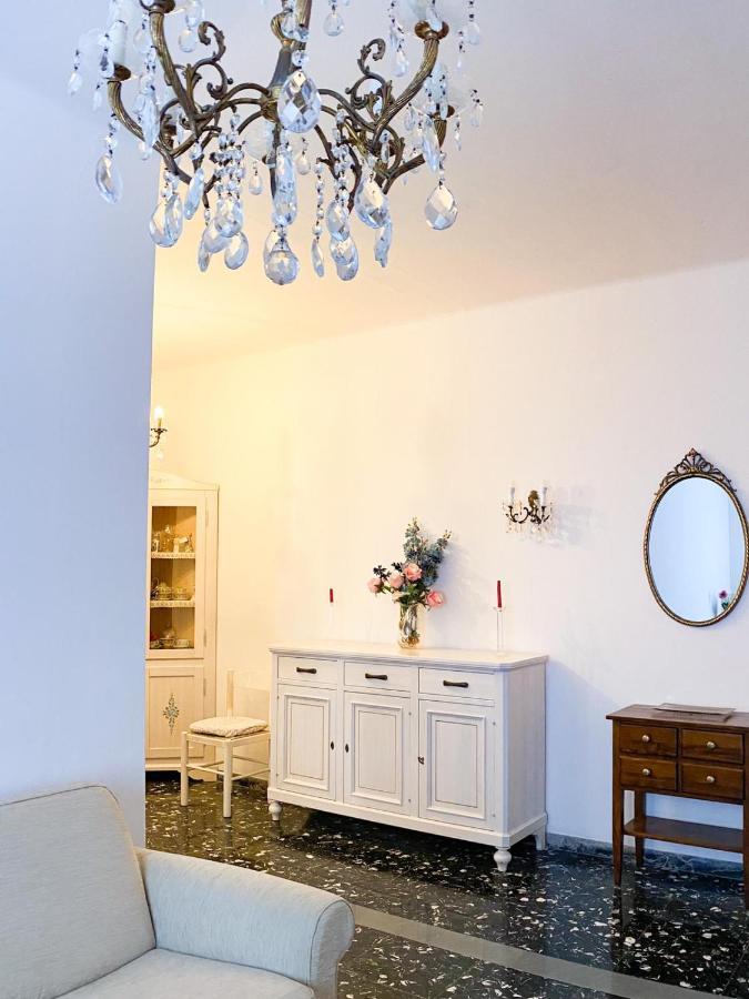 A Casa Di Mario Apartment เวอนาซซา ภายนอก รูปภาพ