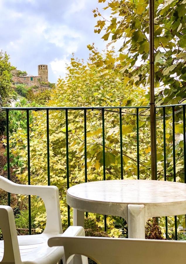 A Casa Di Mario Apartment เวอนาซซา ภายนอก รูปภาพ