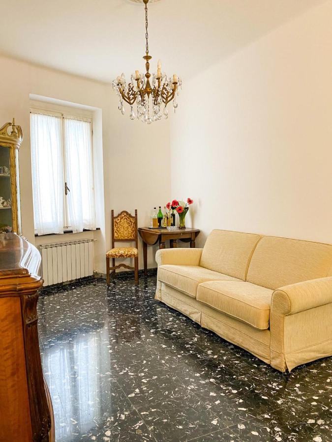 A Casa Di Mario Apartment เวอนาซซา ภายนอก รูปภาพ