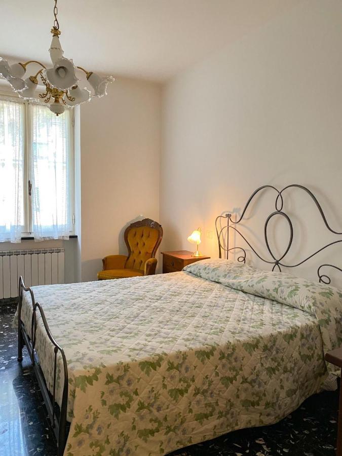 A Casa Di Mario Apartment เวอนาซซา ภายนอก รูปภาพ
